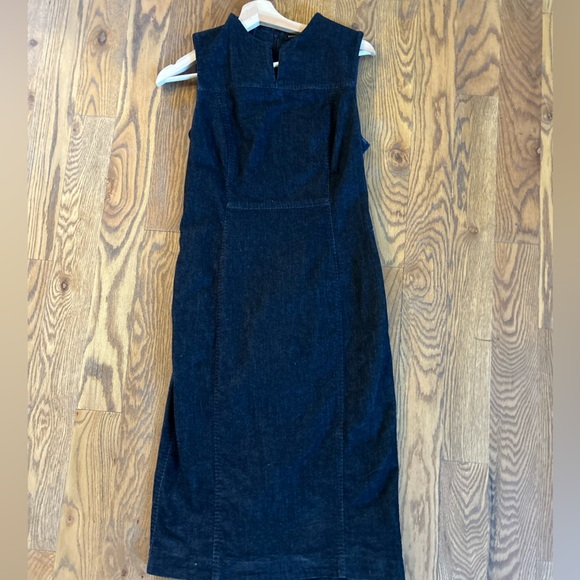Banana Republic Dresses & Skirts - Banana Republic denim dress, size 6